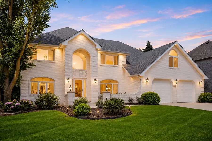 6722 Sweetbriar Lane, Darien, IL 60561 - #2
