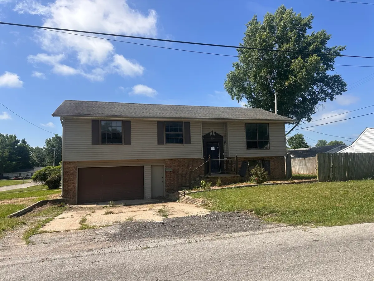 3301 Central Avenue, Mount Vernon, IL 62864 - #1
