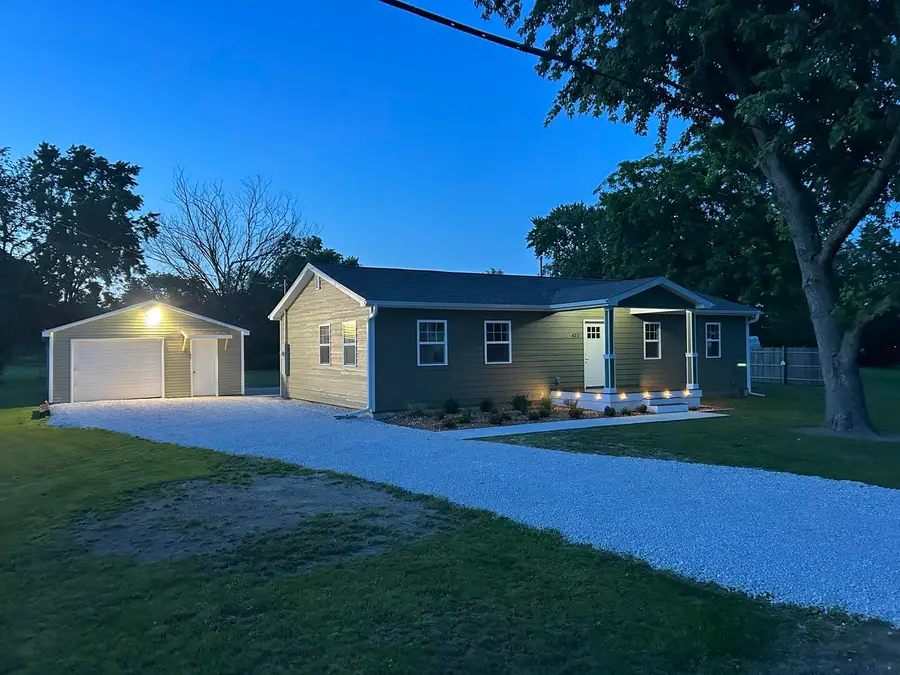 422 E 5th Avenue, Rankin, IL 60960 - #2