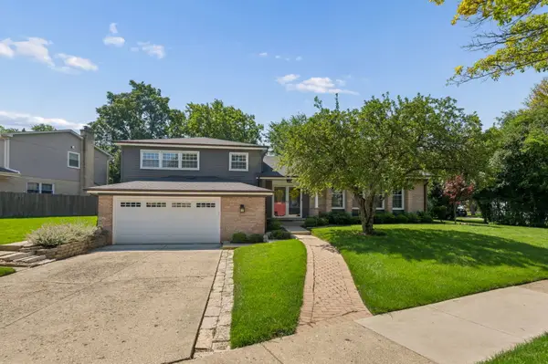 3923 Rutgers Lane, Northbrook, IL 60062