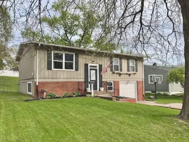 959 N Lincoln Avenue, Davenport, IA 52804 - #3