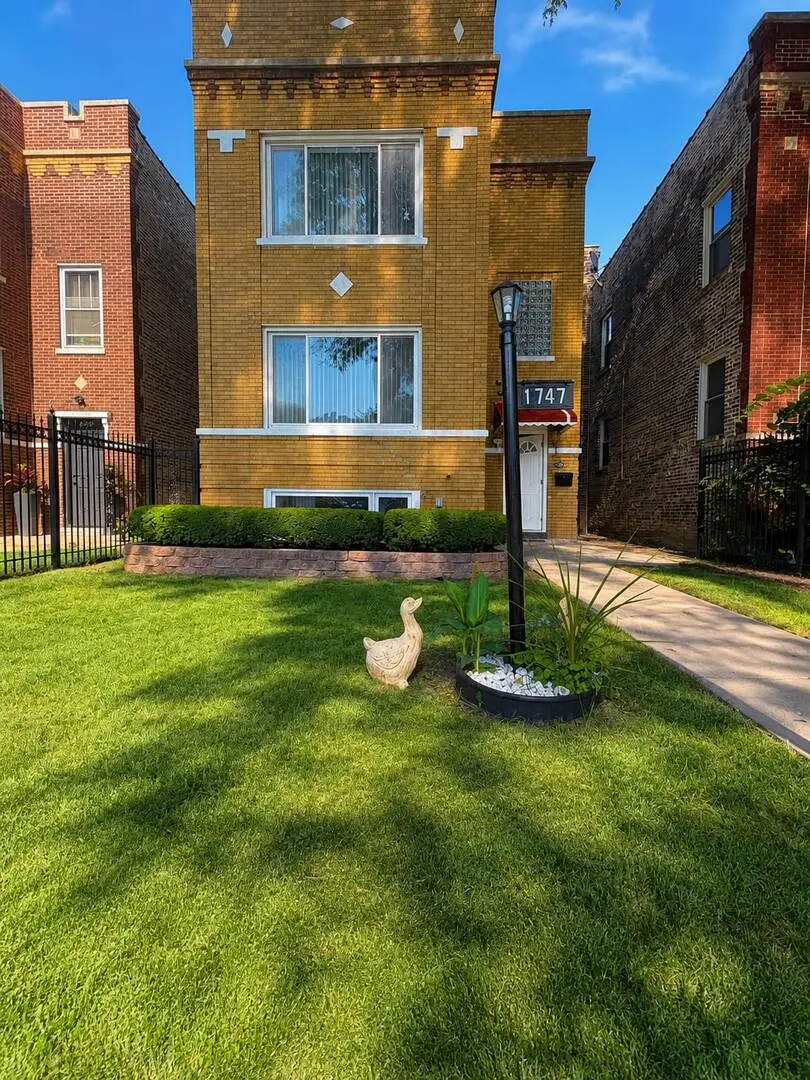 1747 N Luna Avenue, Chicago, IL 60639 - #1
