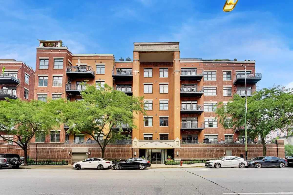 550 W Fulton Street #202, Chicago, IL 60661 - #1