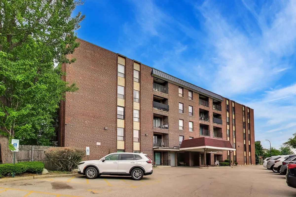 6330 Lincoln Avenue #1A, Morton Grove, IL 60053 - #1