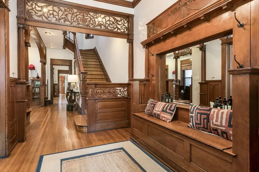 4942 S Ellis Avenue, Chicago, IL 60615 - #2