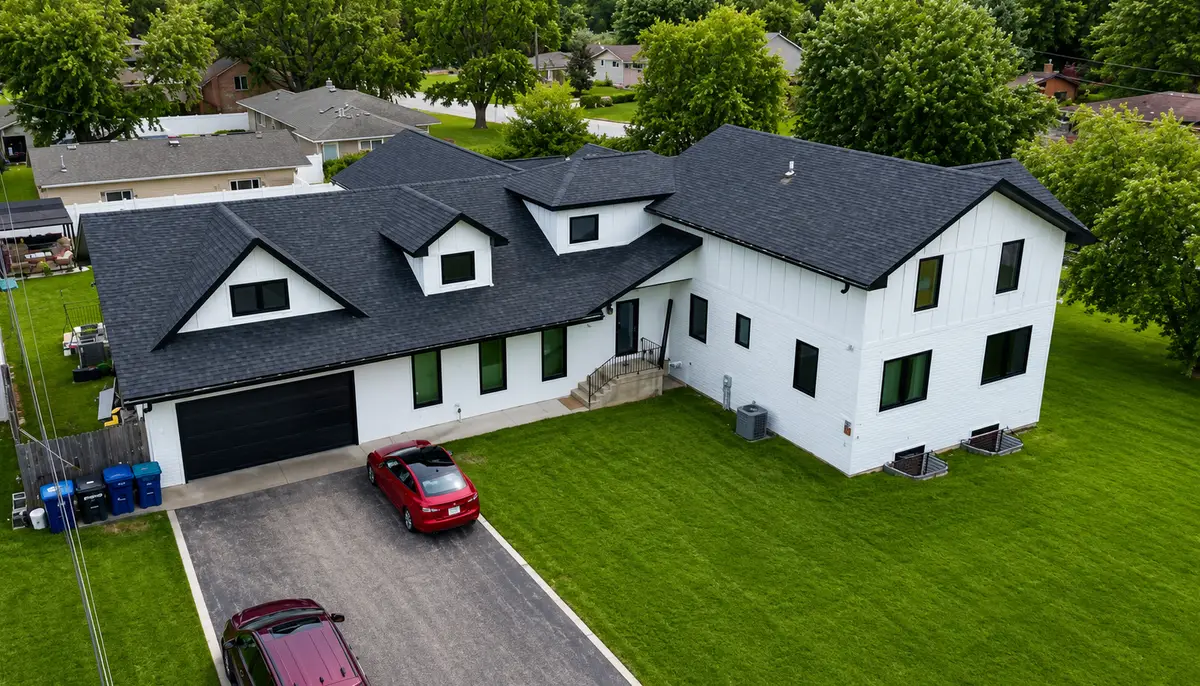 8501 S 84th Avenue, Hickory Hills, IL 60457 - #1