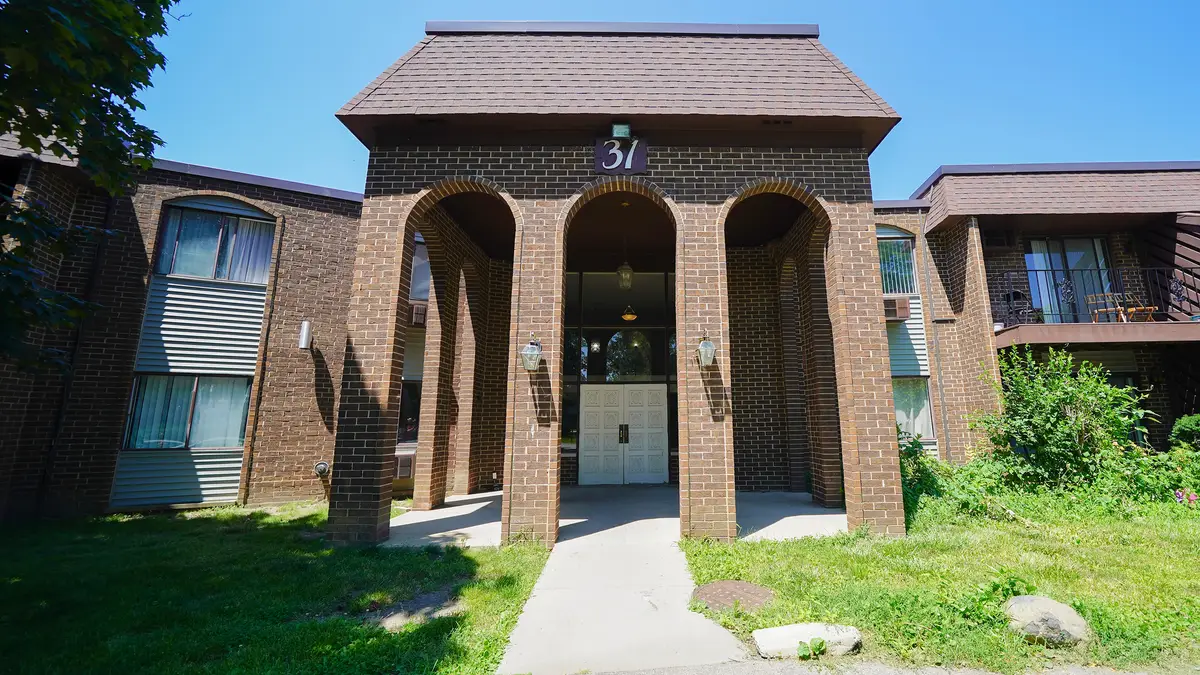 31 Washington Boulevard #208, Mundelein, IL 60060 - #1