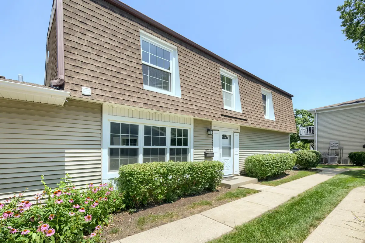 1477 Woodcutter Lane #B, Wheaton, IL 60189 - #1