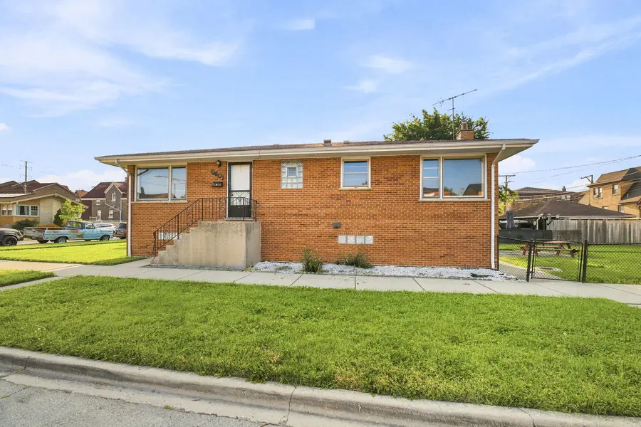 5401 S Millard Avenue, Chicago, IL 60632 - #2