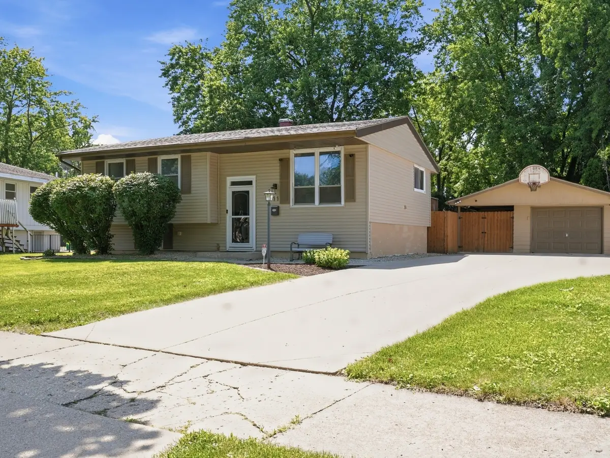 2711 Caddy Lane, Joliet, IL 60435 - #1