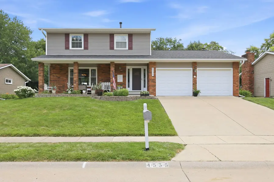 4535 Apple Valley Drive, Bettendorf, IA 52722 - #3