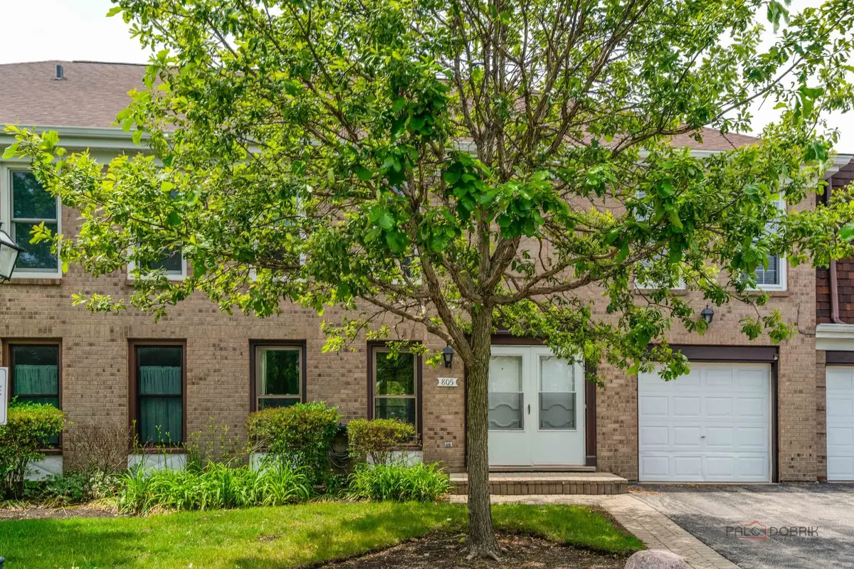 805 Garfield Avenue, Libertyville, IL 60048 - #1