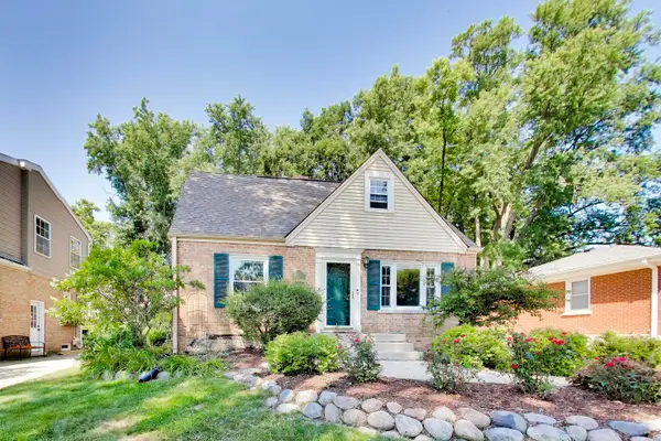 708 N Summit Street, Wheaton, IL 60187