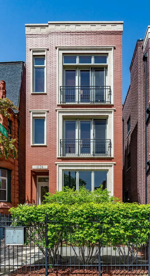 1126 W Fullerton Avenue #2, Chicago, IL 60614