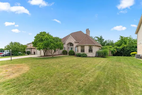 5441 Christopher Drive, Oak Forest, IL 60452