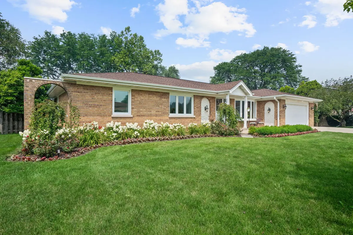 5N506 Santa Fe Trail, Bloomingdale, IL 60108 - #1