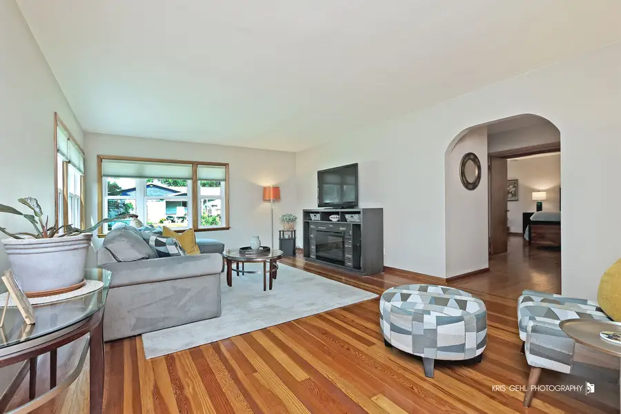 3304 W 3rd Avenue, McHenry, IL 60050 - #3