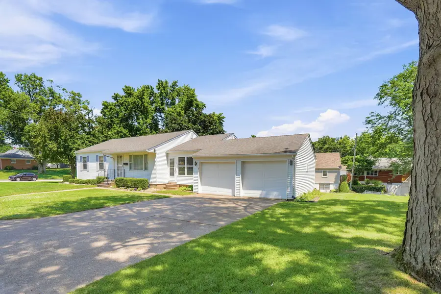3002 15th Street, Moline, IL 61265 - #2