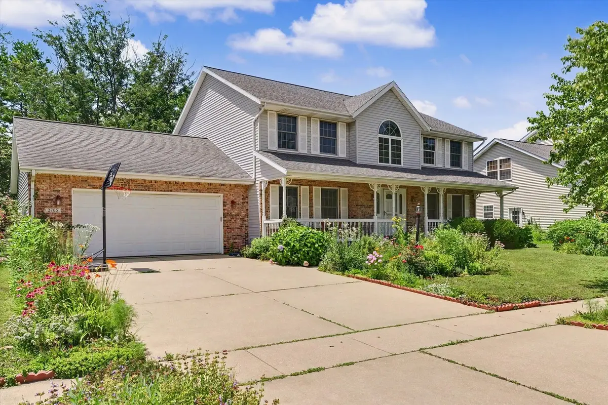 2705 Pine Valley Drive, Champaign, IL 61822 - #1