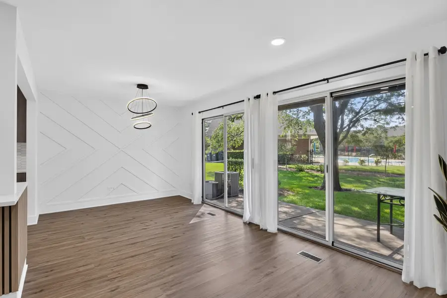 2845 Meadow Lane #1V, Schaumburg, IL 60193 - #3