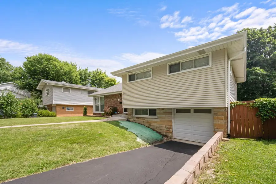 1015 S Leslie Lane, Villa Park, IL 60181 - #2