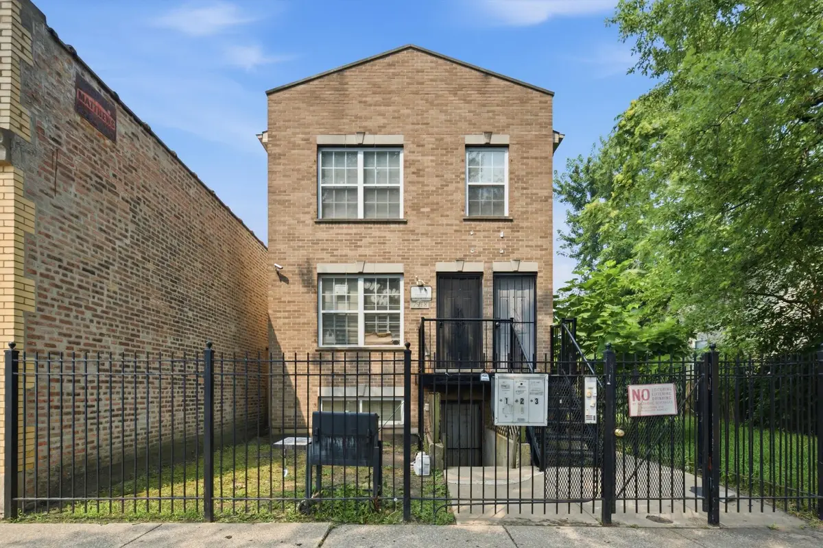 7918 S Greenwood Avenue, Chicago, IL 60619 - #1
