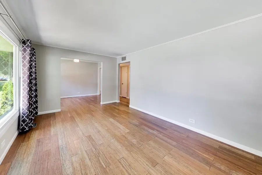607 N Edgewood Avenue, Lombard, IL 60148 - #2