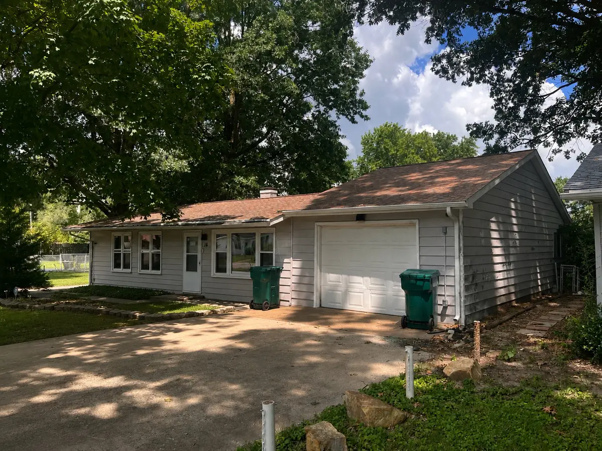14 Drexel Drive, East Saint Louis, IL 62206 - #1