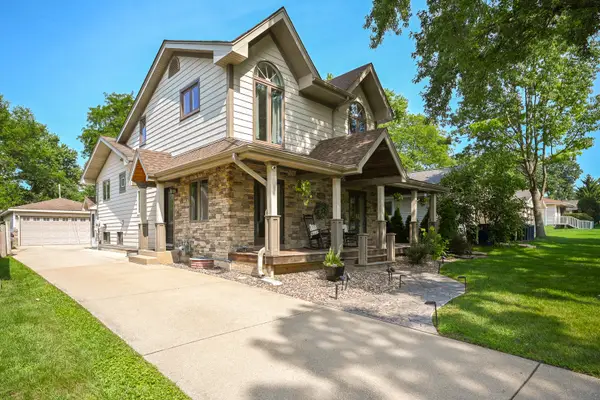 244 S Milton Avenue, Glen Ellyn, IL 60137