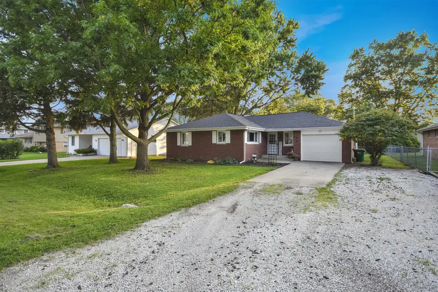 501 S Walnut Street, Bondville, IL 61815 - #2