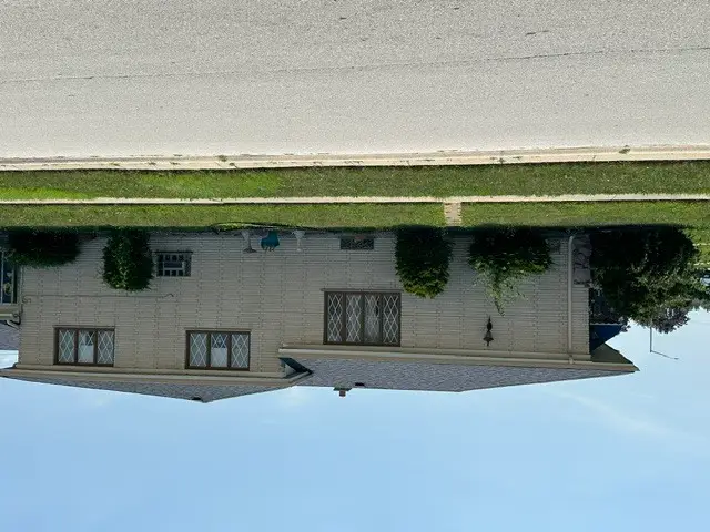 526 Manistee Avenue, Calumet City, IL 60409 - #3