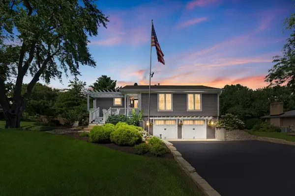 38W274 Bernice Drive, St. Charles, IL 60174