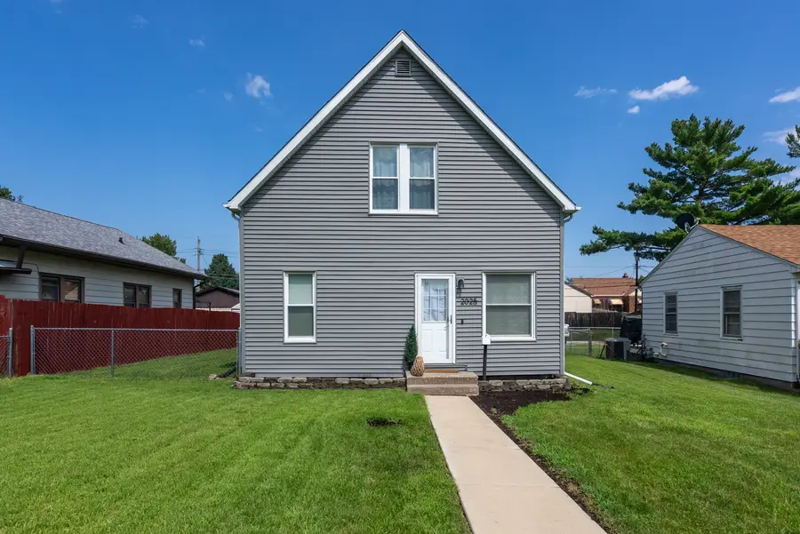 2025 39th Street, Rock Island, IL 61201 - #2