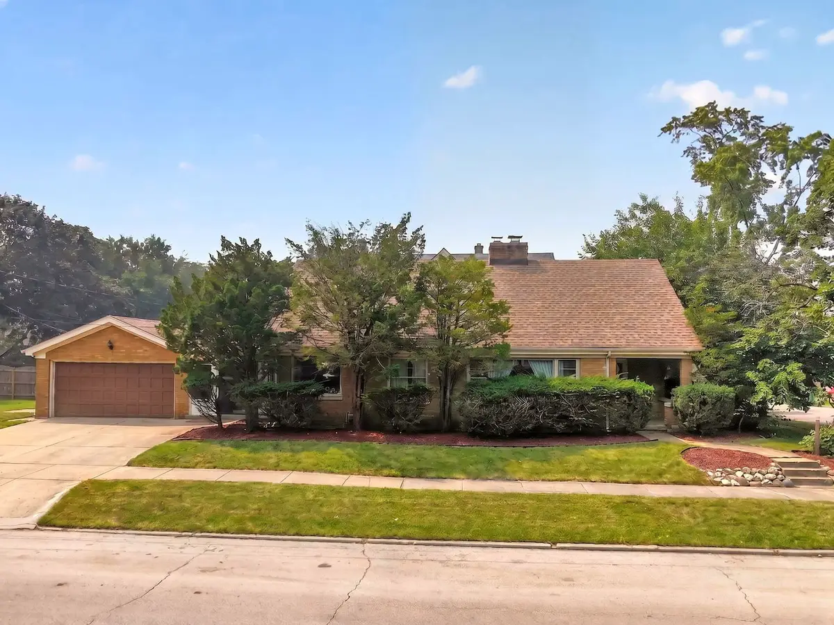 Address Withheld By Seller, Elgin, IL 60120 - #1