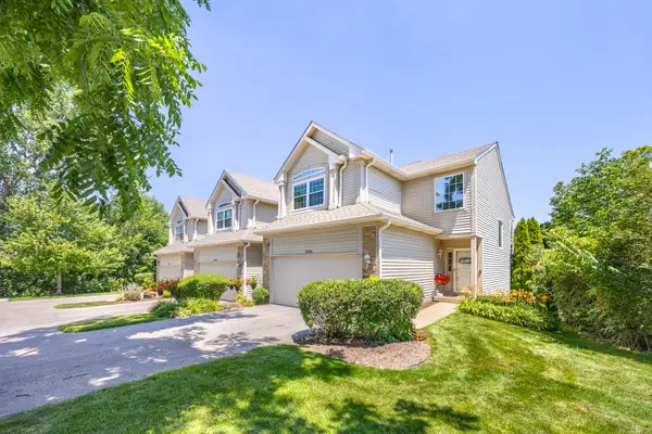8200 Sierra Woods Court, Carpentersville, IL 60110