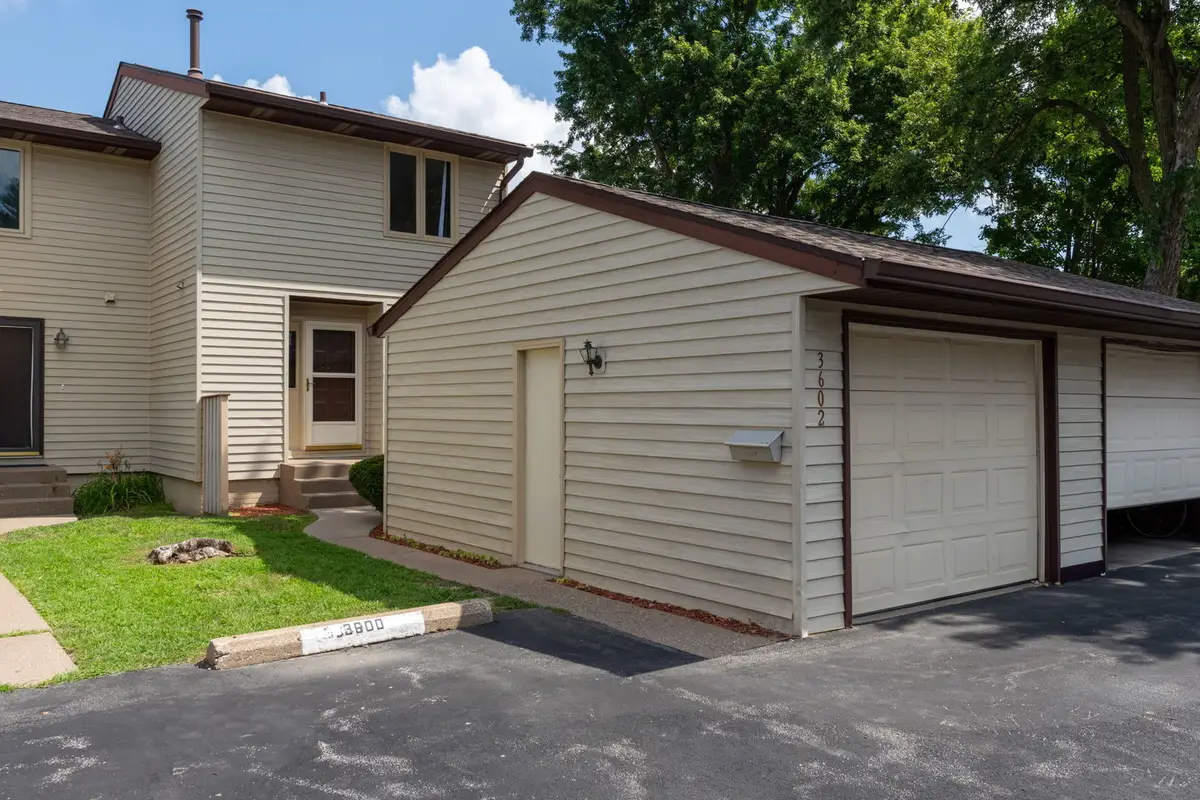 3602 Cedarwood Court, Bettendorf, IA 52722 - #1