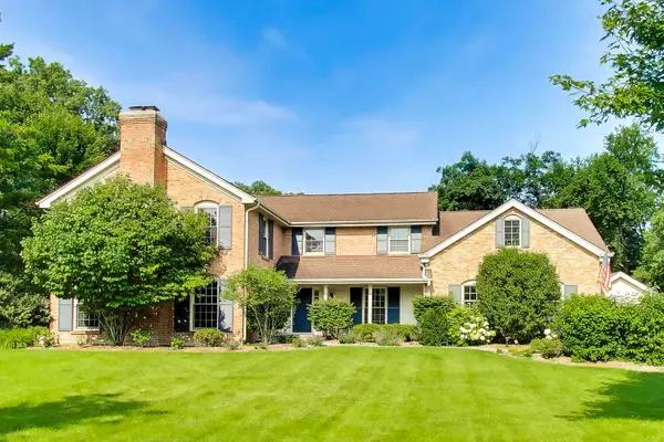 2113 Middlefork Road, Northfield, IL 60093