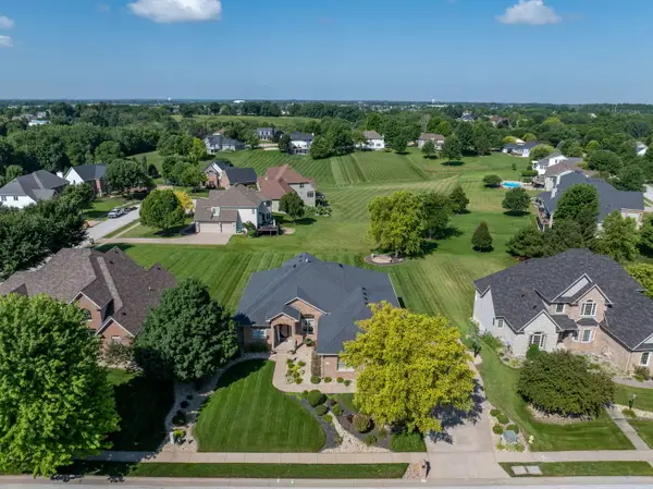 6412 Forest Road, Davenport, IA 52807