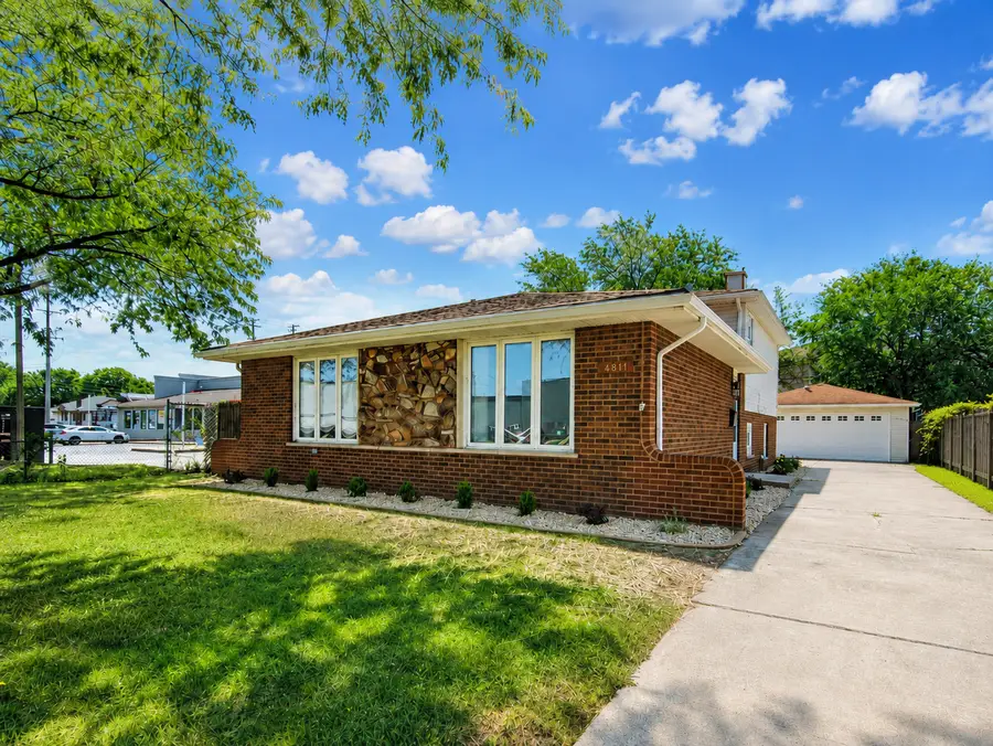 4811 W 121st Place, Alsip, IL 60803 - #2