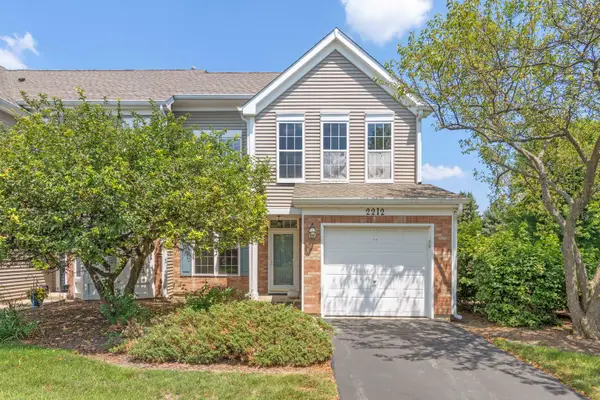 2212 Rossiter Parkway, Plainfield, IL 60586