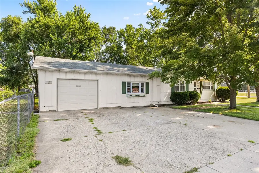 704 E 4th Street, Streator, IL 61364 - #2