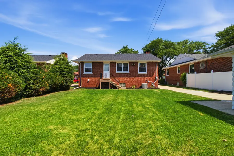 10251 Kent Street, Westchester, IL 60154 - #3
