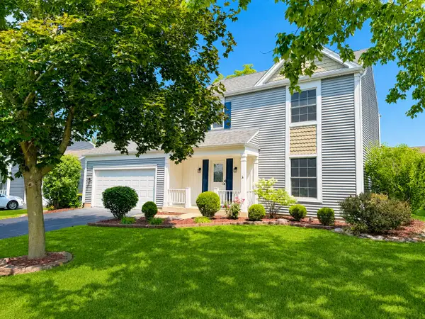 1279 Bison Trail, Carol Stream, IL 60188