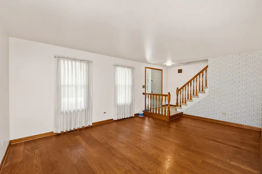 18604 Carpenter Street, Homewood, IL 60430 - #3