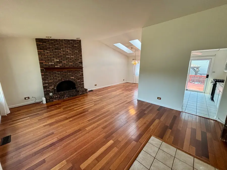 1450 Sturbridge Court, Hoffman Estates, IL 60192 - #3