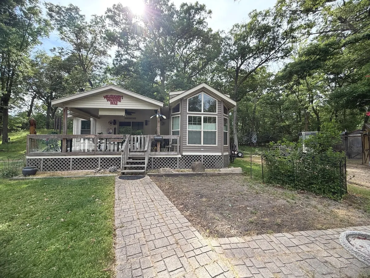 2-17/18 Woodhaven Lakes, Sublette, IL 61367 - #1