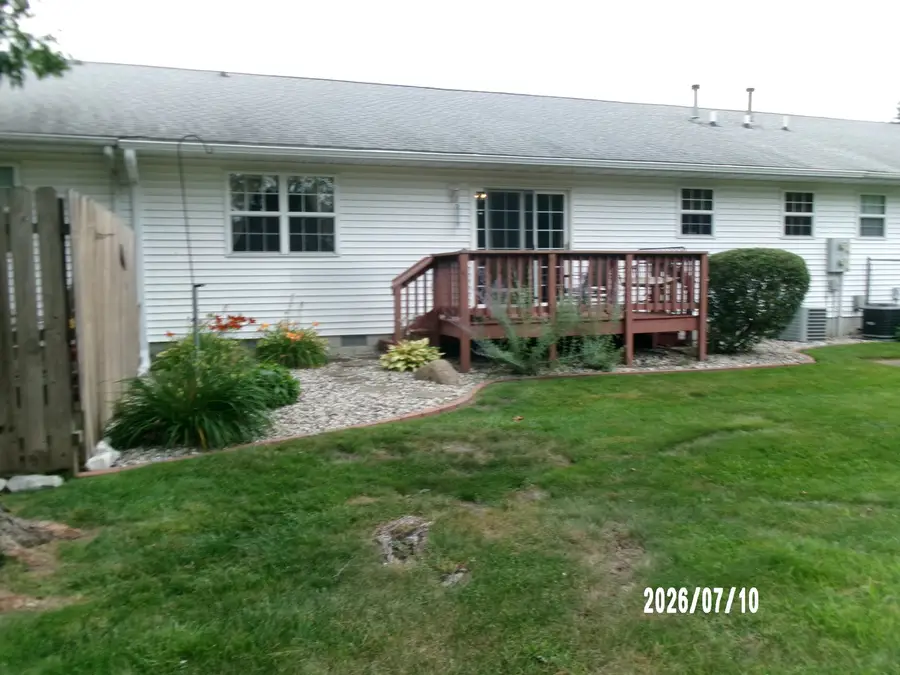 103 Fleming Court #103, Watseka, IL 60970 - #3