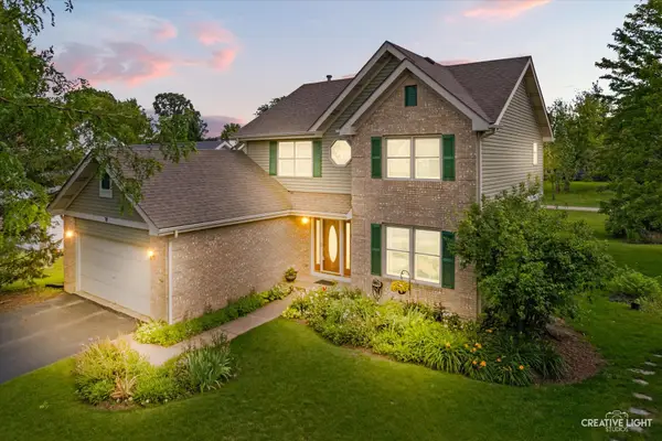 78 Forestview Lane, Aurora, IL 60502