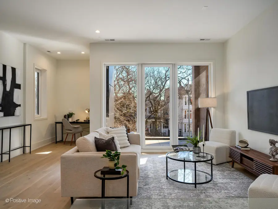 1821 N Kimball Avenue #2F, Chicago, IL 60647 - #3