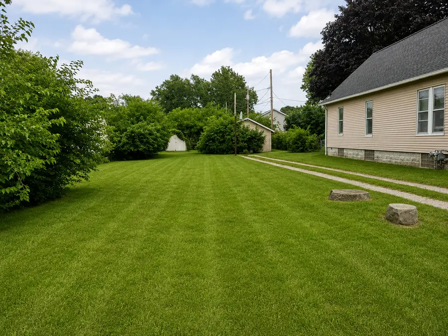 3313 9th Street, Rock Island, IL 61201 - #2